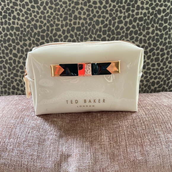 Genuine Ted Baker London Cosmetic Bag - Picture 1 of 4